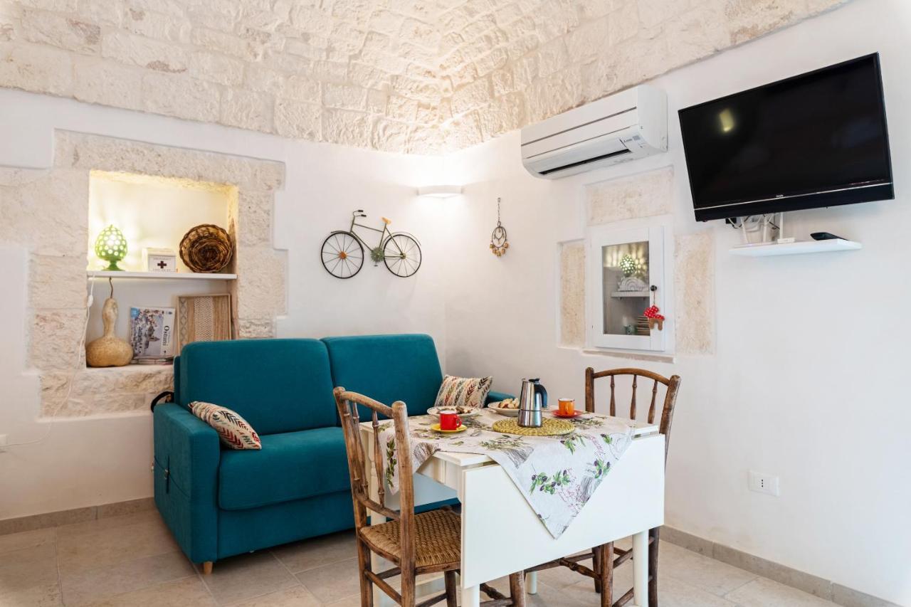 Corso Mazzini White Houses 오스투니 외부 사진